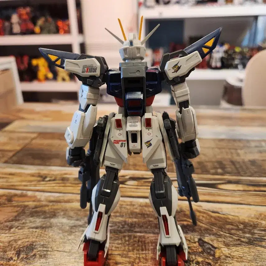 [BUNJANG] MG Strike Gundam Model Kit / MG 스트라이크 건담