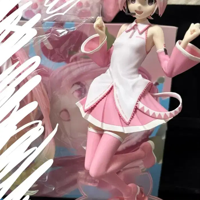 [BUNJANG] Sakura Miku Cherry Blossom Figure / 사쿠라 미쿠 피규어 벚꽃