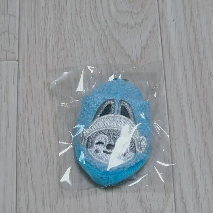 [BUNJANG] Stray Kids Bang Chan Skzoo Wolf Chan Japanese Sauna Kuji Slipper Keychain / 스트레이키즈 방찬 스키주 울프찬 일본 사우나 쿠지 슬리퍼 키링