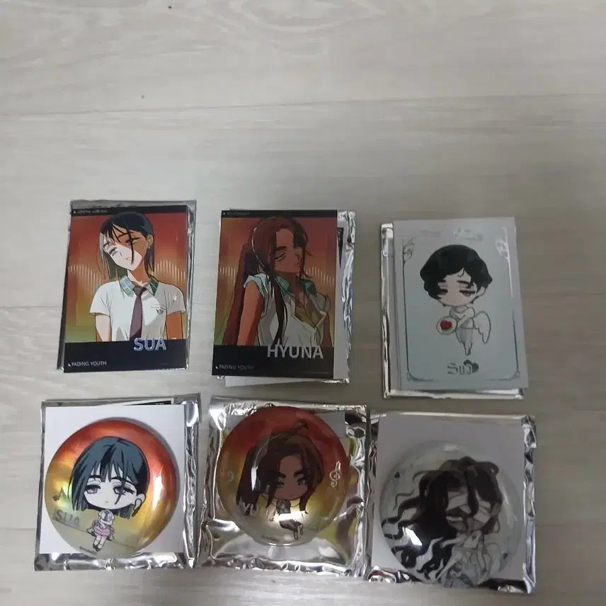 [BUNJANG] SuA HyunA Can Badge + Card / 수아 현아 캔뱃지+ 카드