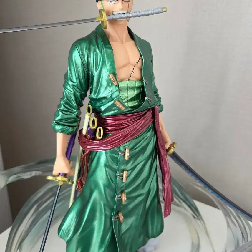 [BUNJANG] Banpresto One Piece Roronoa Zoro Figure Premium Metallic Ver. / 원피스 반프레스토 프리미엄 메탈릭 메탈 버전 롤로노아 조로 피규어