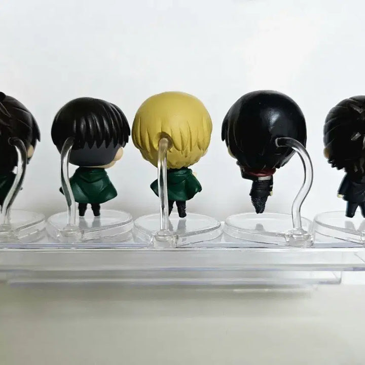 [BUNJANG] Attack on Titan Standing Figure Collection Set (Eren, Levi, Mikasa, Armin, Hange) / 5종 세트) 진격의거인 스탠딩 피규어 컬렉션/ 에렌 리바이 미카사 아르민 한지