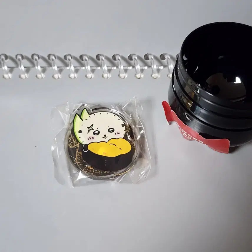 [BUNJANG] Chiikawa Sushi Pop-Up Acrylic Stand (Random) / 치이카와 스시 팝업 아크릴 스탠드 캡슐 뽑기 - 랏코