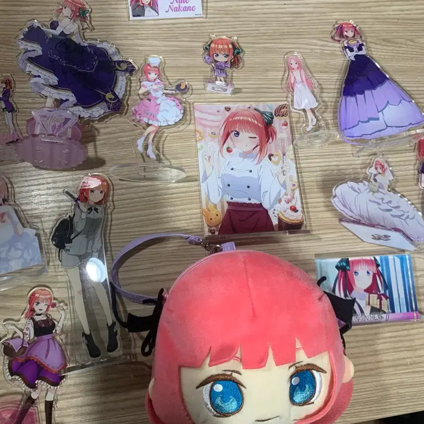 [BUNJANG] The Quintessential Quintuplets Nino Goods Bundle Set / 5등분의 신부 니노 굿즈 일괄판매
