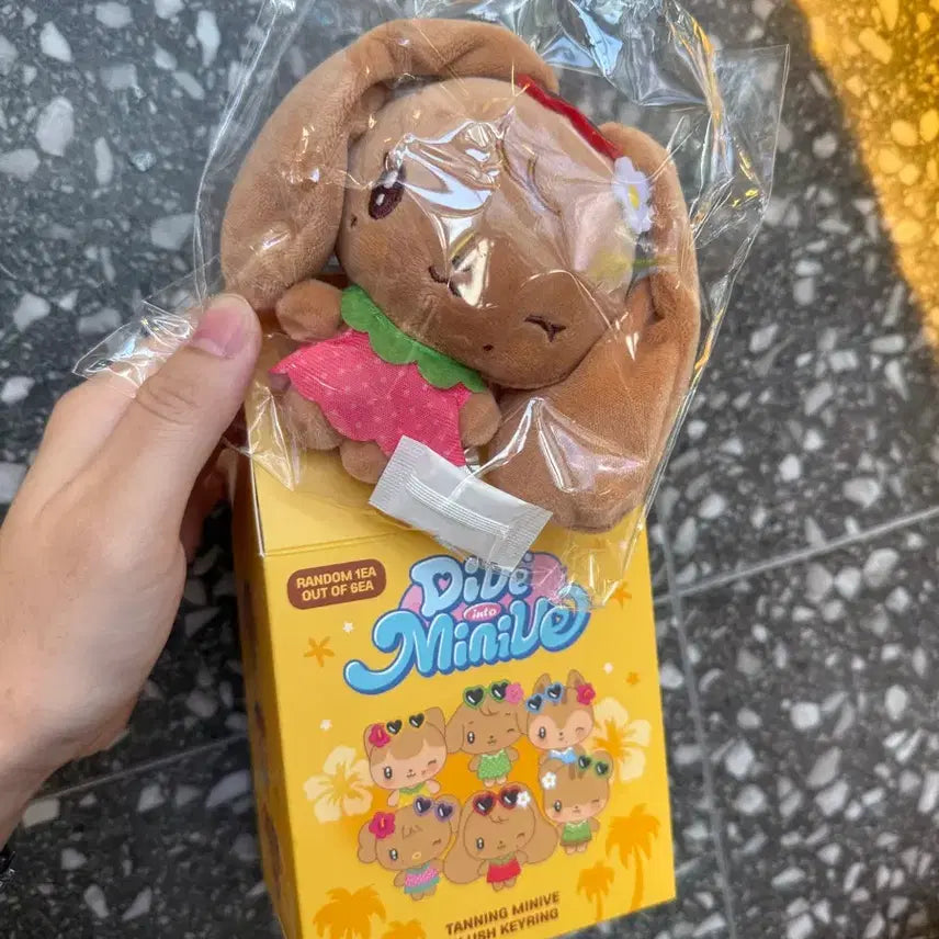 [BUNJANG] IVE Tanning Mini:B Cherry Keyring / 아이브 팝업 태닝 미니브 체리