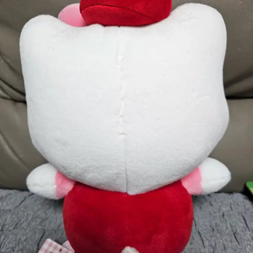 [BUNJANG] Hello Kitty Red Overalls Plush / 헬로키티 인형 빨간멜빵