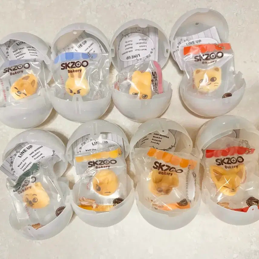 [BUNJANG] SKZOO Bakery Capsule Figures 8-piece Bundle Set / SKZOO 베이커리 캡슐 피규어 8종 일괄