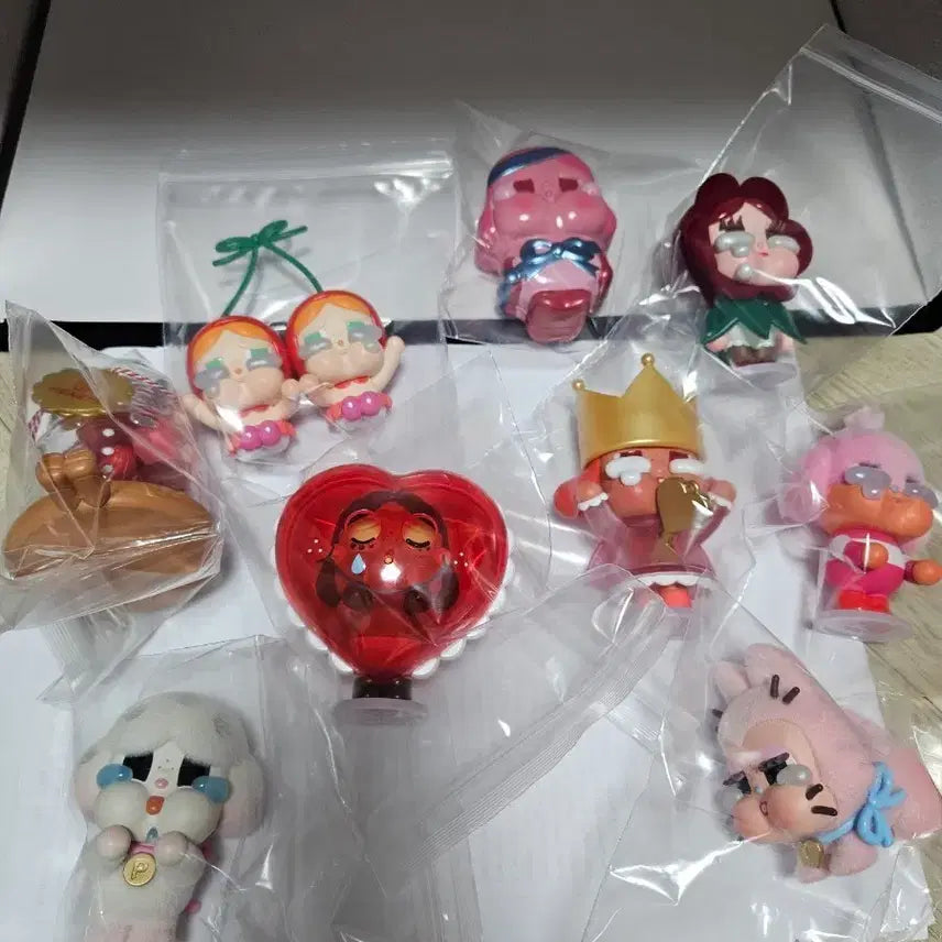 [BUNJANG] Popmart Crybaby Crying for Love Series (Set of 9) / 팝마트 크라이베이비 크라잉 포 러브 9개 일괄 판매