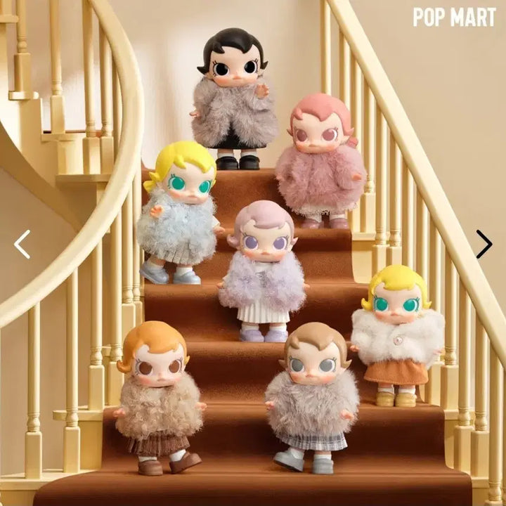 [BUNJANG] Pop Mart Baby Molly Winter Fit Figure with Chanel Outfits Set / 팝마트 베이비몰리 윈터 핏+샤넬의상2세트