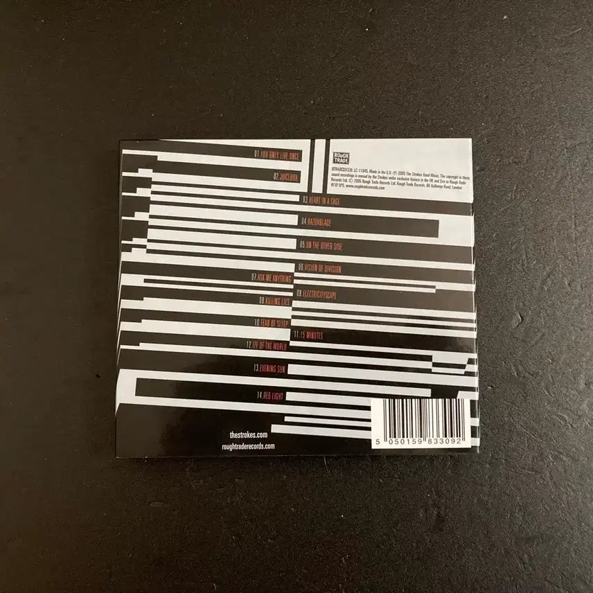 [BUNJANG] The Strokes - First Impressions of Earth (Limited Edition 3rd Album CD) / 스트록스-3집 리미티드에디션 CD