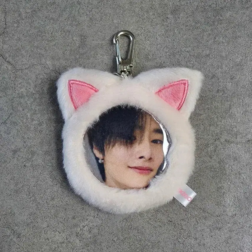 [BUNJANG] Stray Kids I.N SKZOO FoxyNyy MD Do It Popup Badge Keyring / 스트레이키즈 아이엔 스키주 폭시니 엠디 두잇 팝업 뱃지 키링