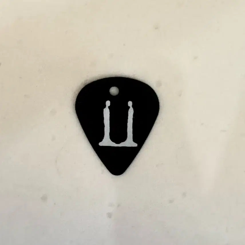 [BUNJANG] G-Dragon Seoul Concert Guitar Pick / 지드래곤 지디 서울 콘서트 기타피크