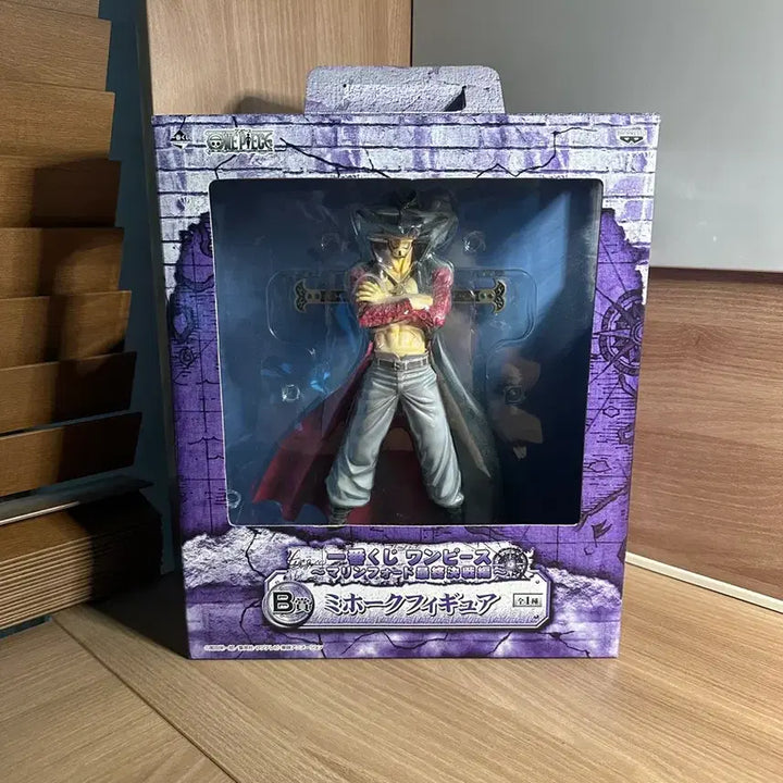 [BUNJANG] One Piece Dracule Mihawk Figure / 원피스 쥬라큘 미호크 피규어