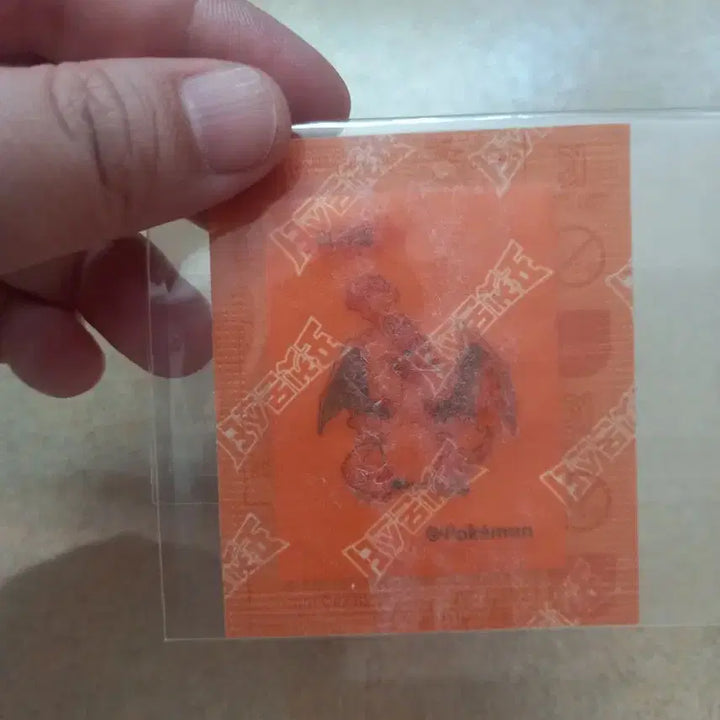 [BUNJANG] Pokemon 30th Anniversary Artwork "Tti-bbu-seal" (Sealed) / 포켓몬30주년 아트웍  미개봉 띠부씰 판매