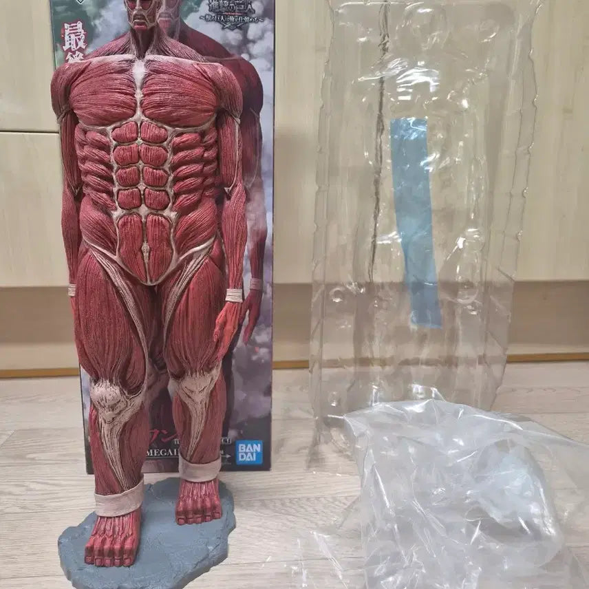 [BUNJANG] Attack on Titan Colossal Titan Last One Prize Ichiban Kuji Figure (Unsealed) / 개봉) 초대형 거인 라스트원 진격의 거인 쿠지 제일복권