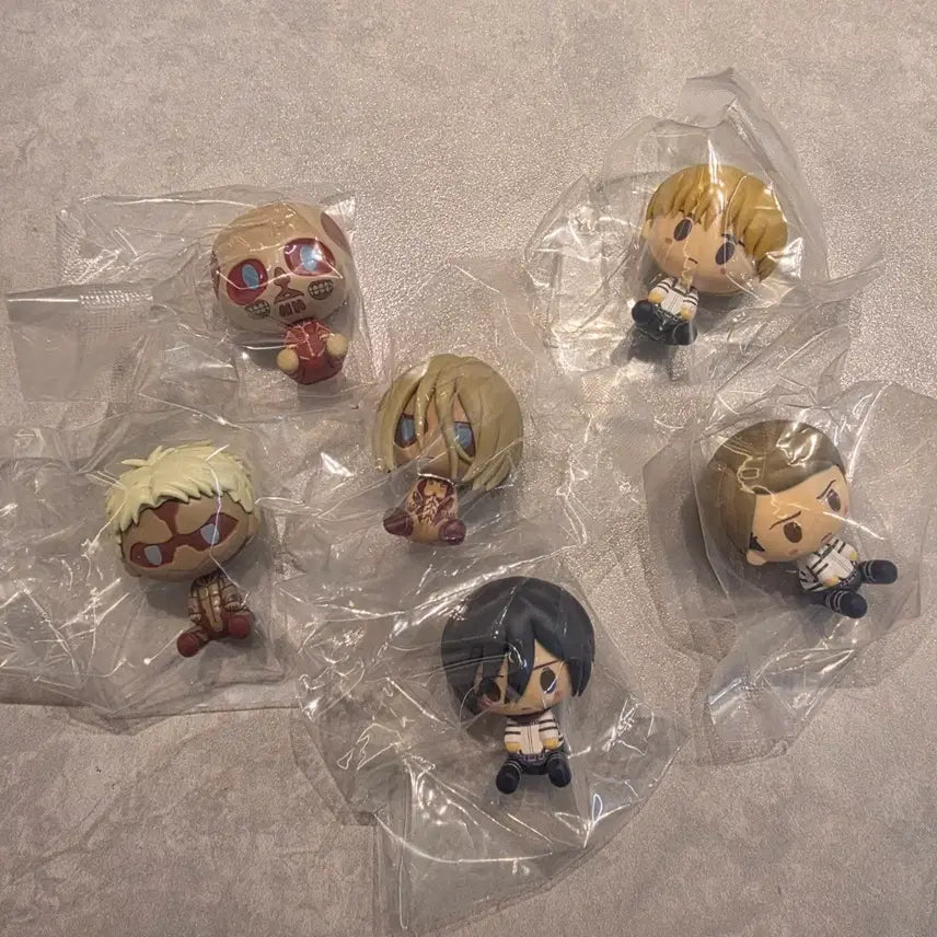 [BUNJANG] Ichiban Kuji Attack on Titan Chokonokko Figure 6-Piece Bundle Set / 제일복권 진격의거인 초코노코피규어 6종 일괄