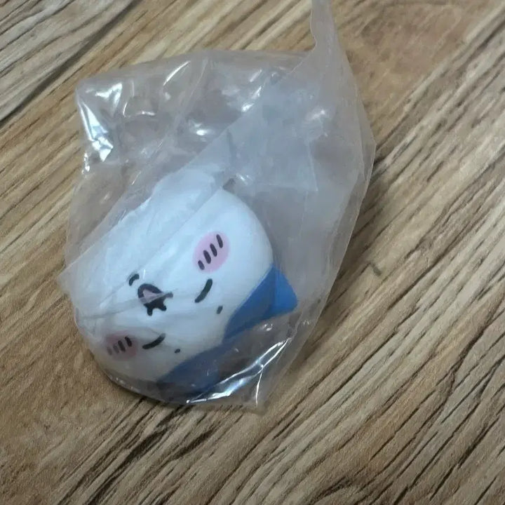 [BUNJANG] Chiikawa Hachiware Face Ring Gacha Sealed New Product / 치이카와 얼굴 반지 가챠 하치와레 미개봉 새상품