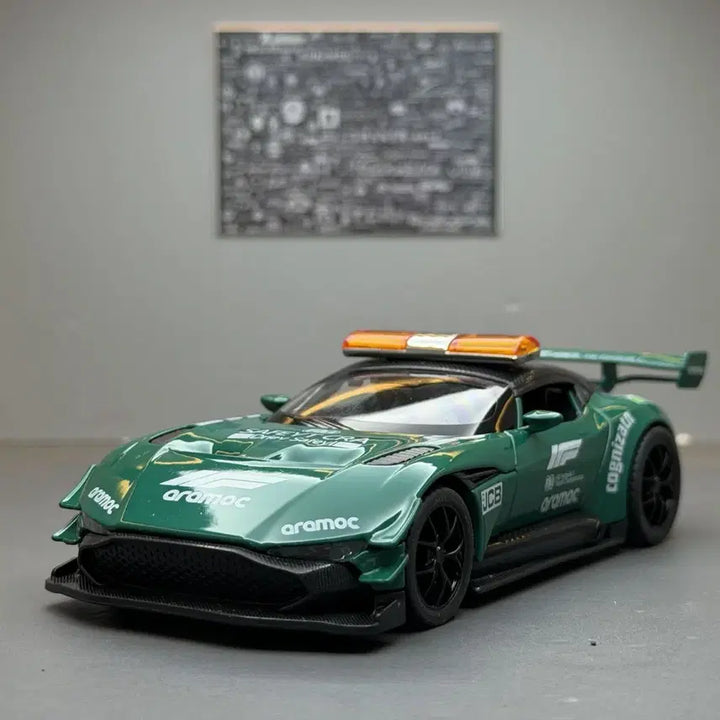 [BUNJANG] 1:32 Aston Martin Vulcan Track Edition Diecast Model Car / 1:32 애스턴마틴 벌칸 트랙 에디션 다이캐스트 모델카 미니카