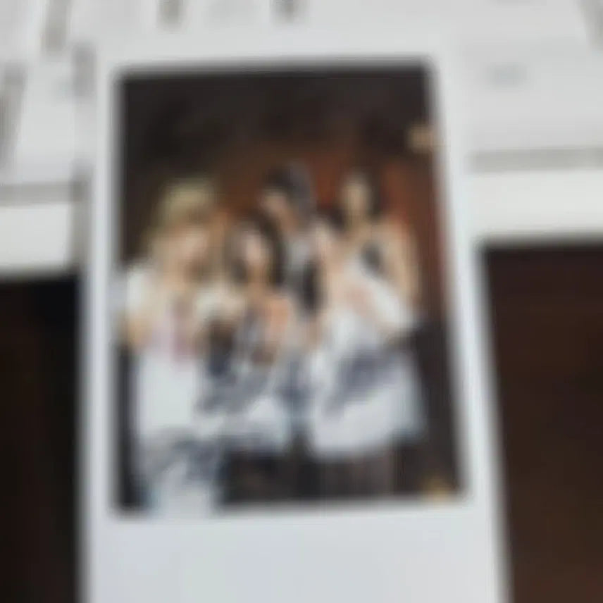 [BUNJANG] SONAMOO 6 Members Signed Polaroids / 소나무 6명 단체 싸인 폴라