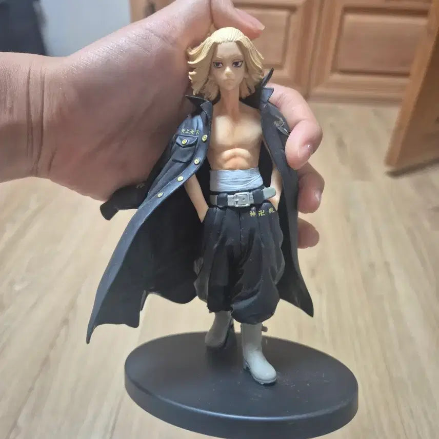 [BUNJANG] Tokyo Revengers Mikey &amp; Izana Figure Bundle / 도쿄 리벤저스 마이키,이자나 피규어 일괄 판매