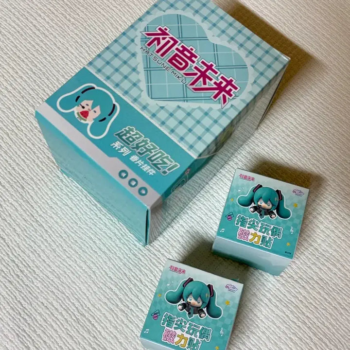 [BUNJANG] Hatsune Miku Figure &amp; Air Freshener Set (4 pcs) / 하츠네 미쿠 피규어 &amp; 방향제 4개