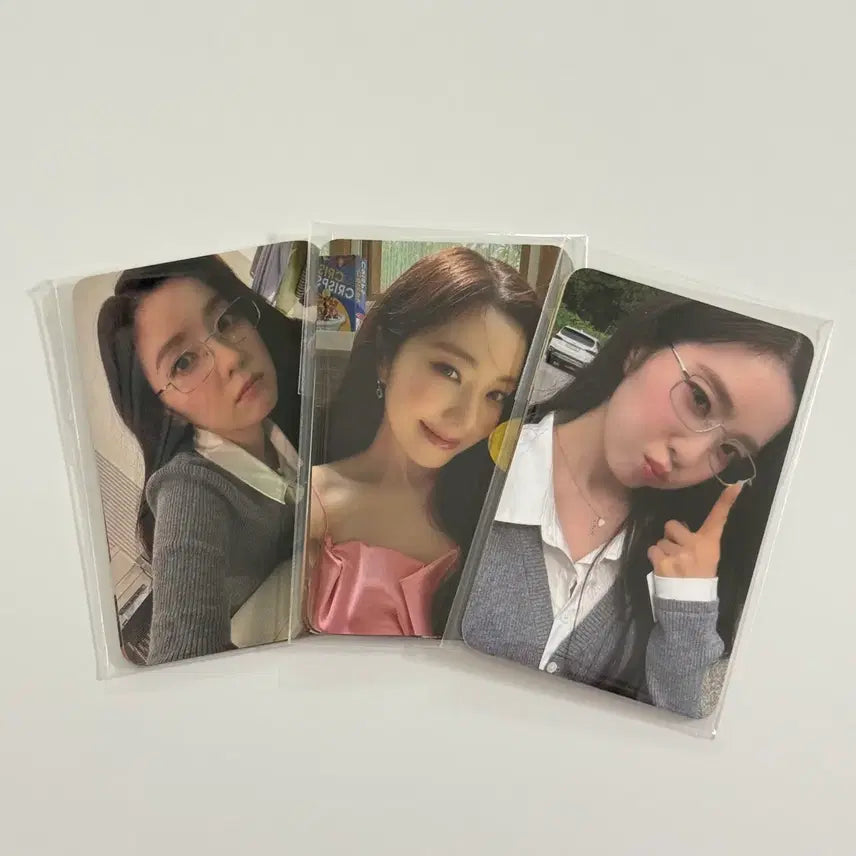 [BUNJANG] Red Velvet A Day in Red &amp; Velvet Concert Photocard Bundle Set / 레드벨벳 팬콘 팬콘서트 첫콘 중콘 막콘 입장포카 포토카드 일괄 양도