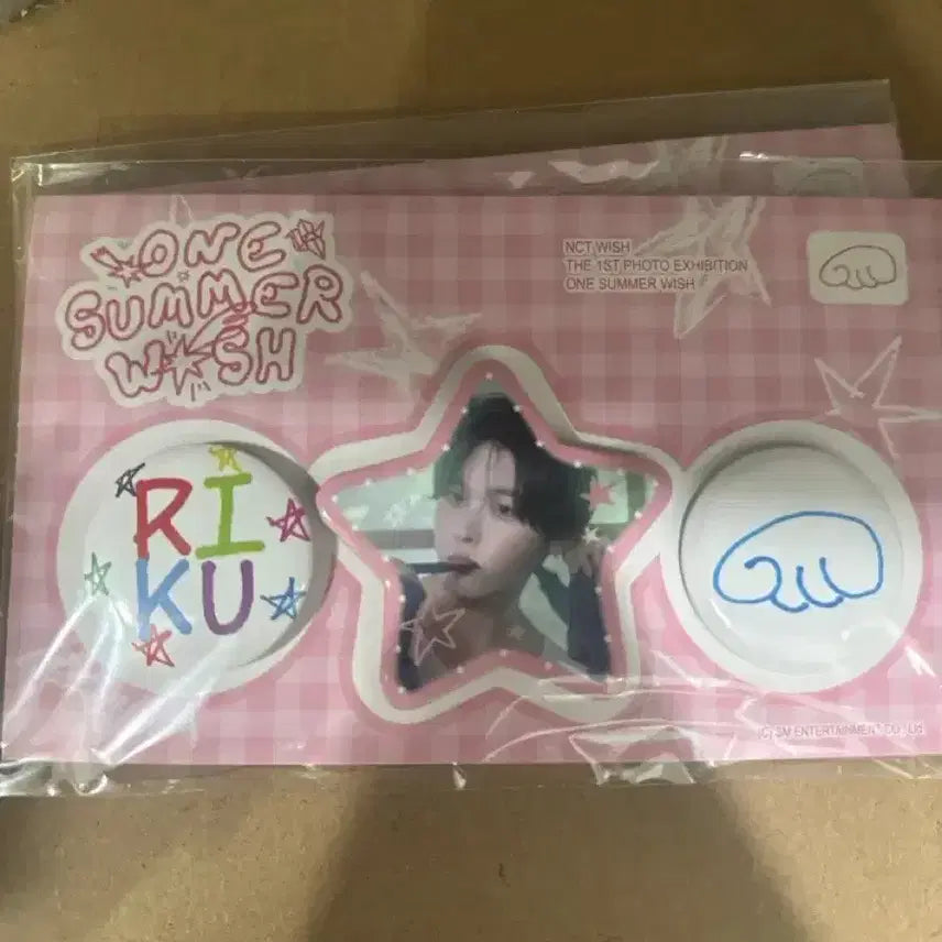 [BUNJANG] NCT WISH Riku Exhibition Sealed Pin Button / 엔시티 위시 전시회 미개봉 핀버튼 리쿠