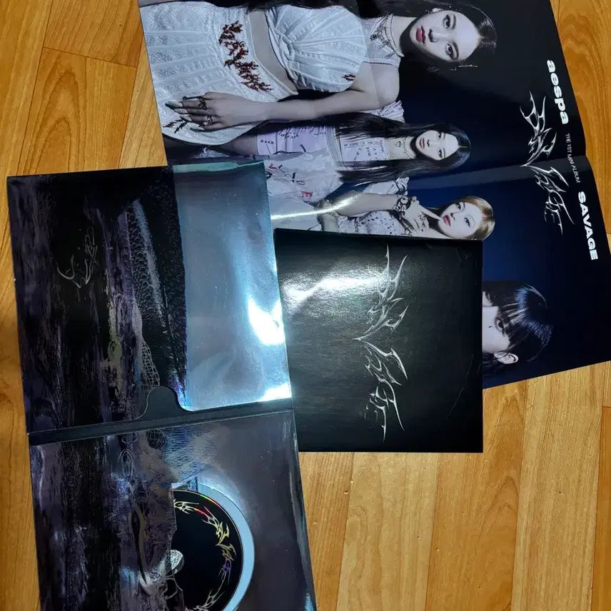 [BUNJANG] Aespa Savage Girls SMCU Winter Album Posters (2) Bundle Set / 에스파 세비지 걸스 SMCU 겨울 앨범 포스터 2개 일괄 판매