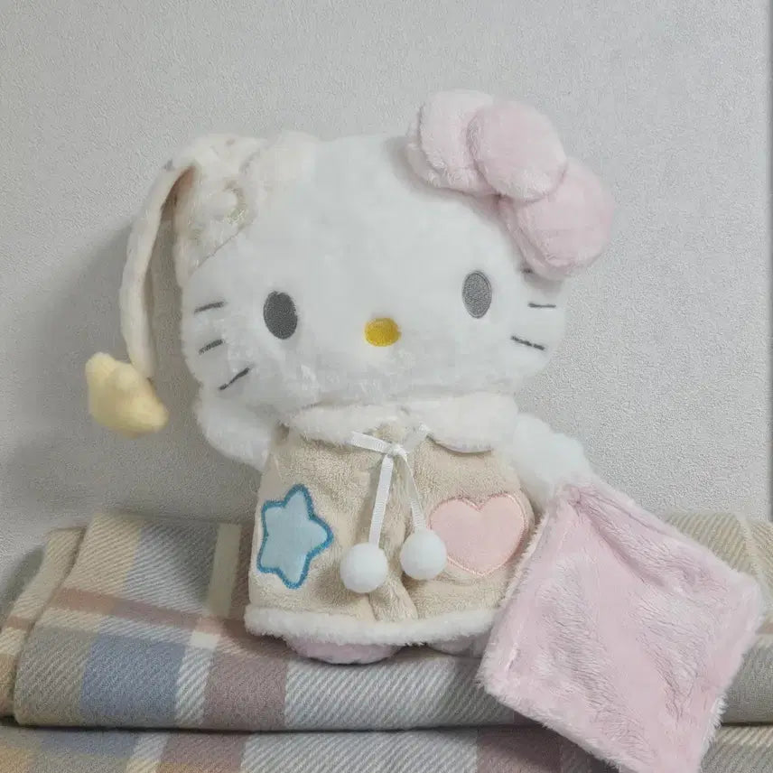 [BUNJANG] Sanrio Hello Kitty Style Medium Plush Doll (With Shoes Version) / 산리오 헬로키티스타일 잠옷 중형 인형 (신발있는 ver.)