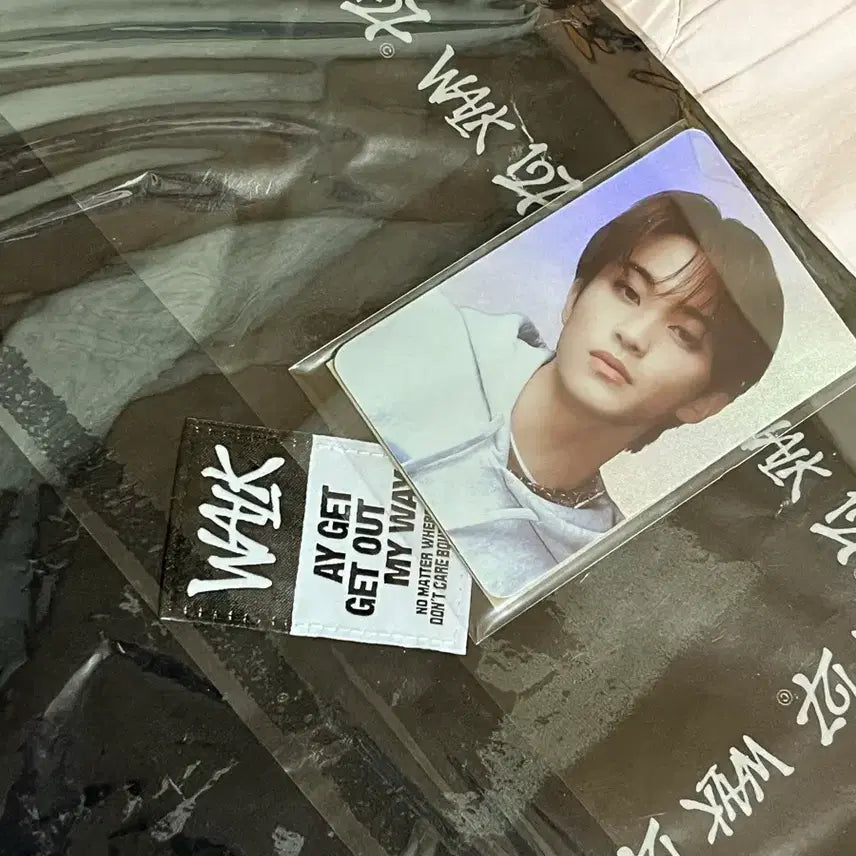 [BUNJANG] NCT 127 "Fact Check" Bandana Mark / 엔시티 127 삐그덕 워크 반다나 마크 버전