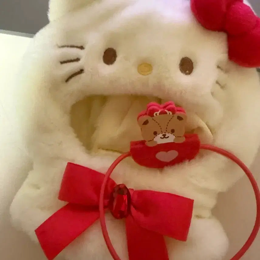 [BUNJANG] Hello Kitty Pittatto Nui Clothing Size M / 헬로키티 피탓토 누이 옷 M사이즈