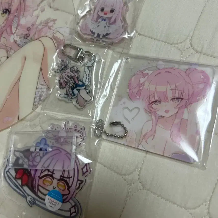 [BUNJANG] Blue Archive Mika Acrylic Stand Keyring Bundle Set / 블루 아카이브 미카 아크릴 스탠드 키링 굿즈 일괄