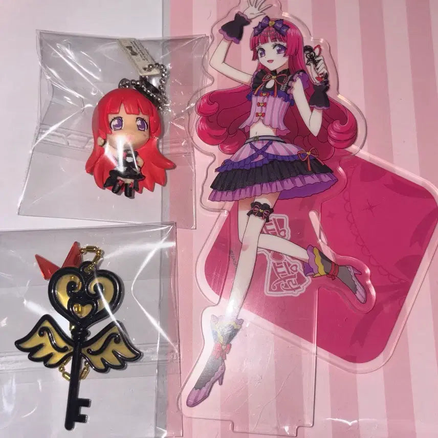 [BUNJANG] PriPara Sophia Acrylic &amp; Gacha Set / 프리파라 소피 아크릴,가챠 일괄판매