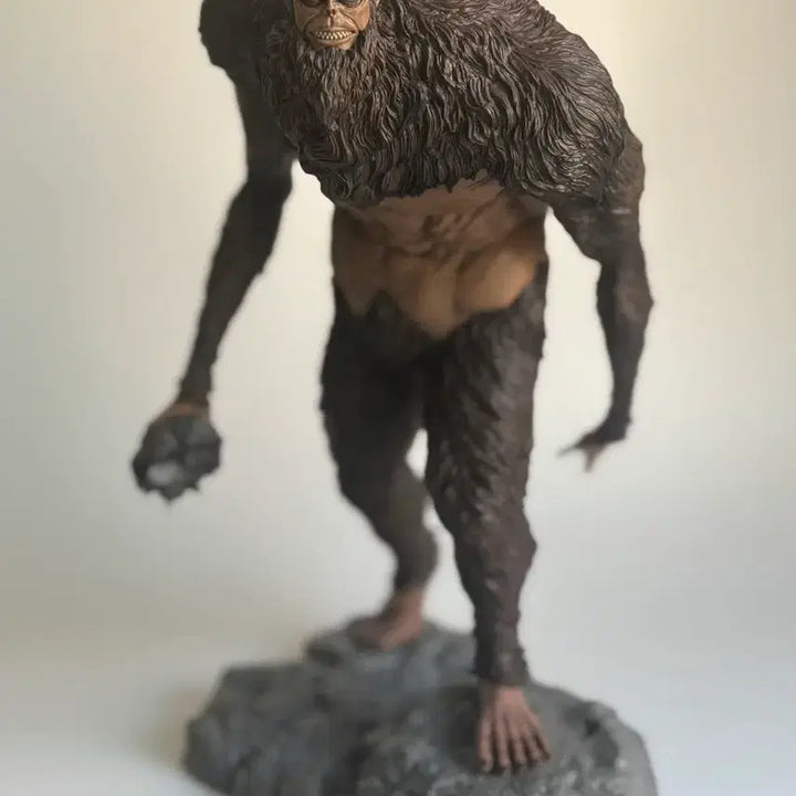 [BUNJANG] Attack on Titan Beast Titan Figure (Opened) / [개봉품] 진격의거인 짐승거인 A상