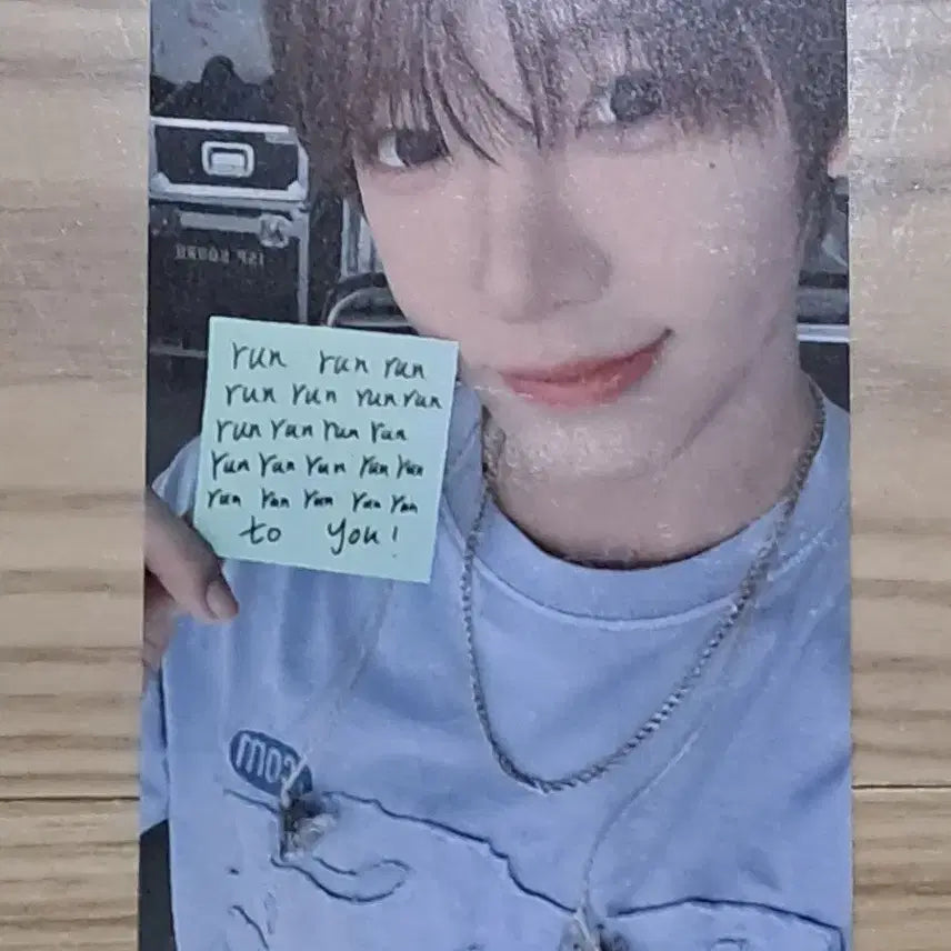 [BUNJANG] Zhang Shuai Bo The Hyundai Pop-up Store POB Post-it Photocard / 아홉 장슈아이보 더현대 팝업스토어 특전 포스트잇 포카
