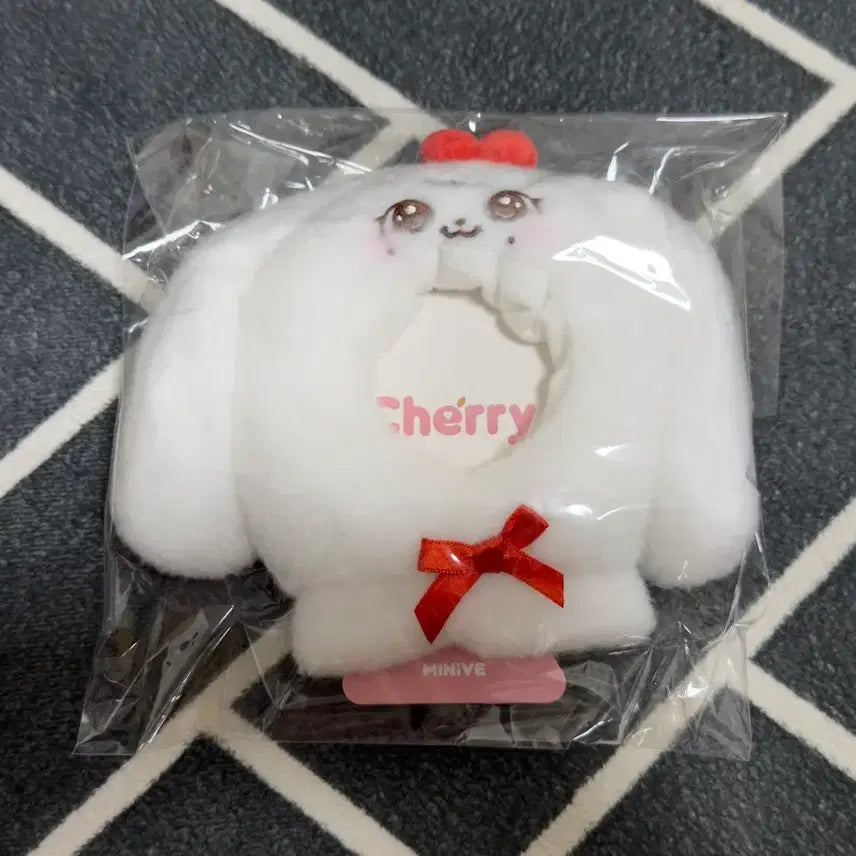 [BUNJANG] IVE MiniB Cherry Wonyoung Lightstick Cape / 아이브 미니브 체리 원영 팝업 응원봉 케이프 양도