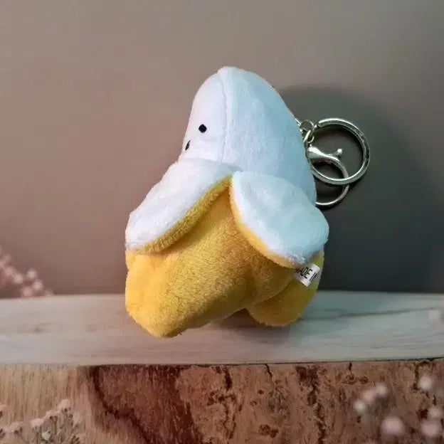[BUNJANG] Banana Plush Keychain / 귀엽고 수줍은 "바나나" 인형키링