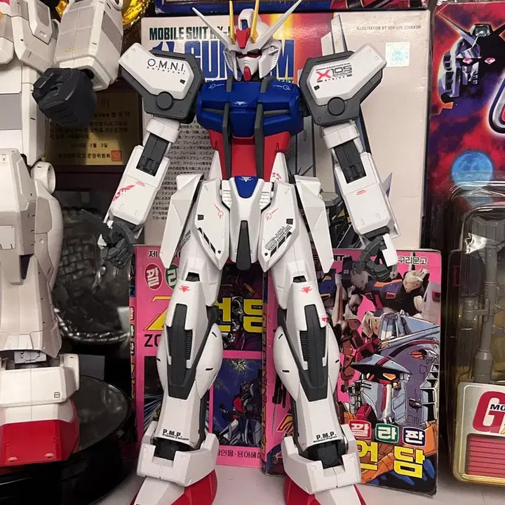[BUNJANG] 1/60 Real Grade Strike Gundam (PG Size Scale Model Kit) / 1/60 리얼 디테일 스트라이크 건담 (PG급 사이즈 프라모델)