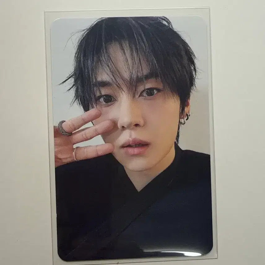 [BUNJANG] Stray Kids Lee Know Run It Seoul Day 3 Photocard / 스트레이 키즈 런잇 서울 입장 기프트 3일차 리노 포카