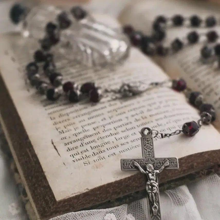 [BUNJANG] French Antique Silver Garnet Rosary / 프랑스 앤틱 실버 가넷 묵주