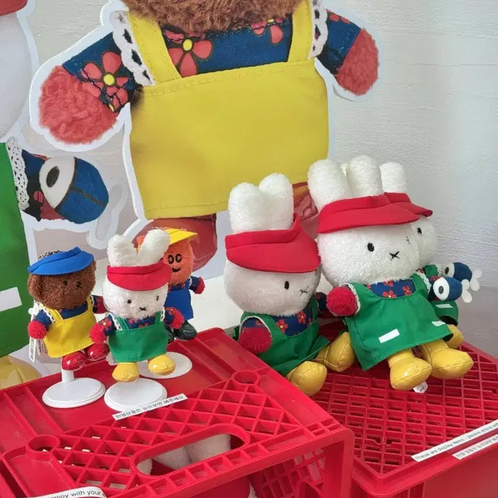 [BUNJANG] Miffy "Ajimae" Medium Plush Doll / 부산 자갈치 미피 아지매 미피 중형사이즈 인형!!
