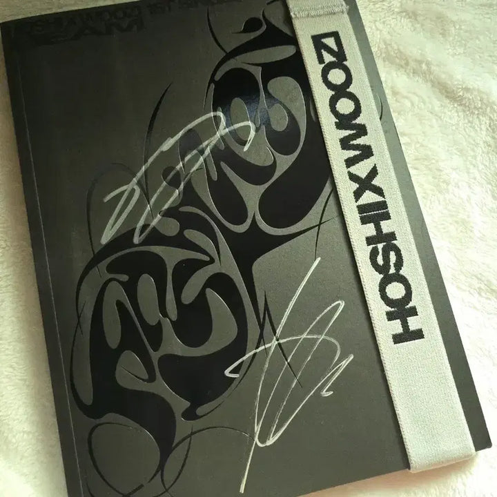 [BUNJANG] Seventeen Hoshi Woozi Signed Album / 세븐틴 호시우지 호우 친필 싸인 앨범 seventeen hoshi woozi