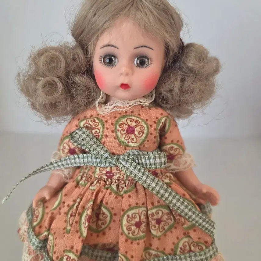 [BUNJANG] Madame Alexander Doll Orange Dress Outfit / 주황 원피스 조합 마담 알렉산더 인형