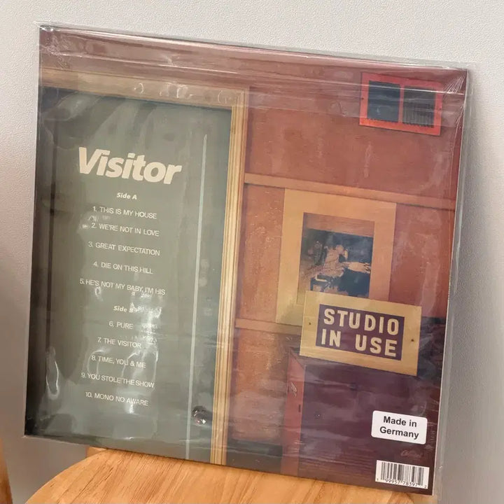 [BUNJANG] Sienna Spiro Signed LP - Visitor (Indie Exclusive Red Vinyl) / [싸인LP] 시에나 스파이로 (Sienna Spiro) - Visitor (인디독점반)