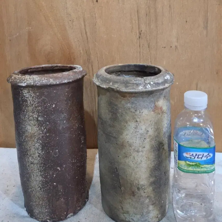 [BUNJANG] Antique Korean Shrimp Fermentation Jars (Set of 2) / 100년세월의 곤쟁이 젓독 2점