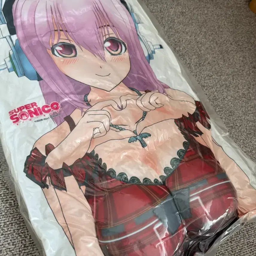 [BUNJANG] Super Sonico CUSHION / 슈퍼소니코 입체 쿠션