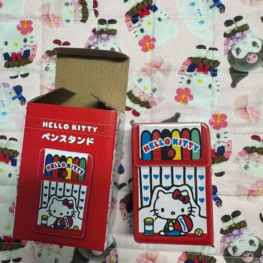 [BUNJANG] Sanrio Hello Kitty Pencil Holder Pen Stand Red / 산리오 헬로키티 연필 꽃이 볼펜 꽃이 펜 수납 꽂이 키티 레드