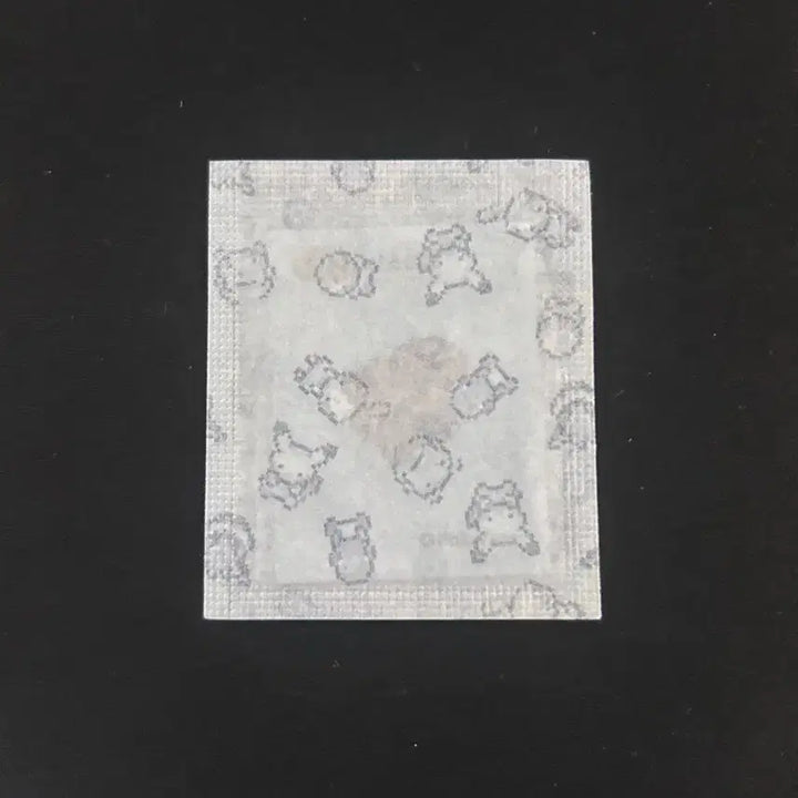[BUNJANG] 2024 Pokemon Pixel Stickers 0037 Vulpix (Sealed) / 2024년 포켓몬 픽셀 띠부씰 0037 식스테일 (미개봉) 판매합니다