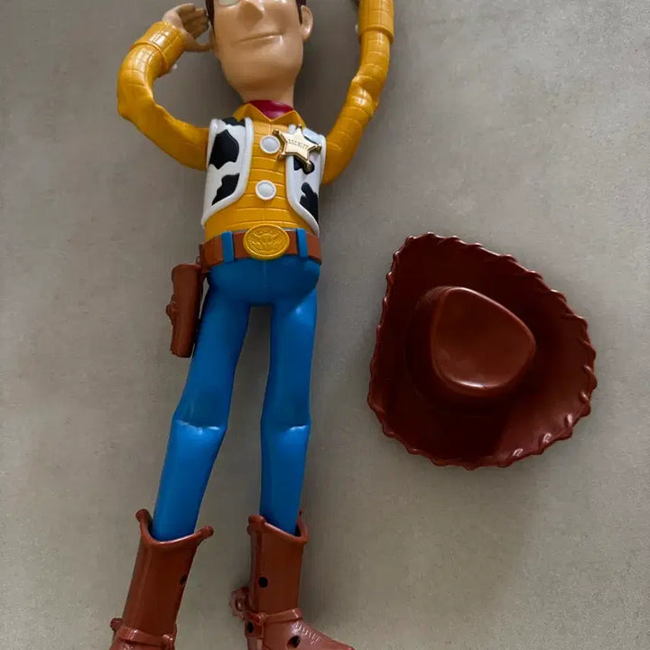[BUNJANG] Toy Story Woody Figure 38cm / 토이스토리 우디 피규어 38cm