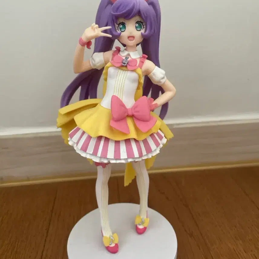 [BUNJANG] Manaka Lala Classic Figure / 프리파라 마나카 라라 고전 피규어 판매